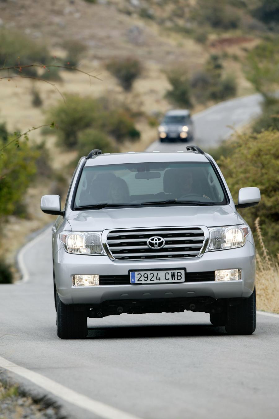 Toyota Land Cruiser 200 2007 года  (фото 107 из 196)